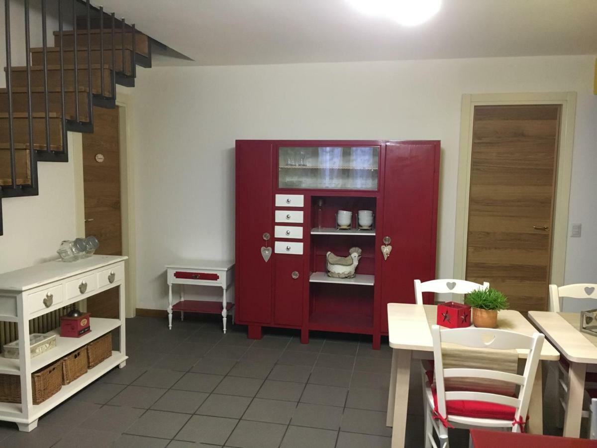 Elleboro Bed & Breakfast Carugo Dış mekan fotoğraf